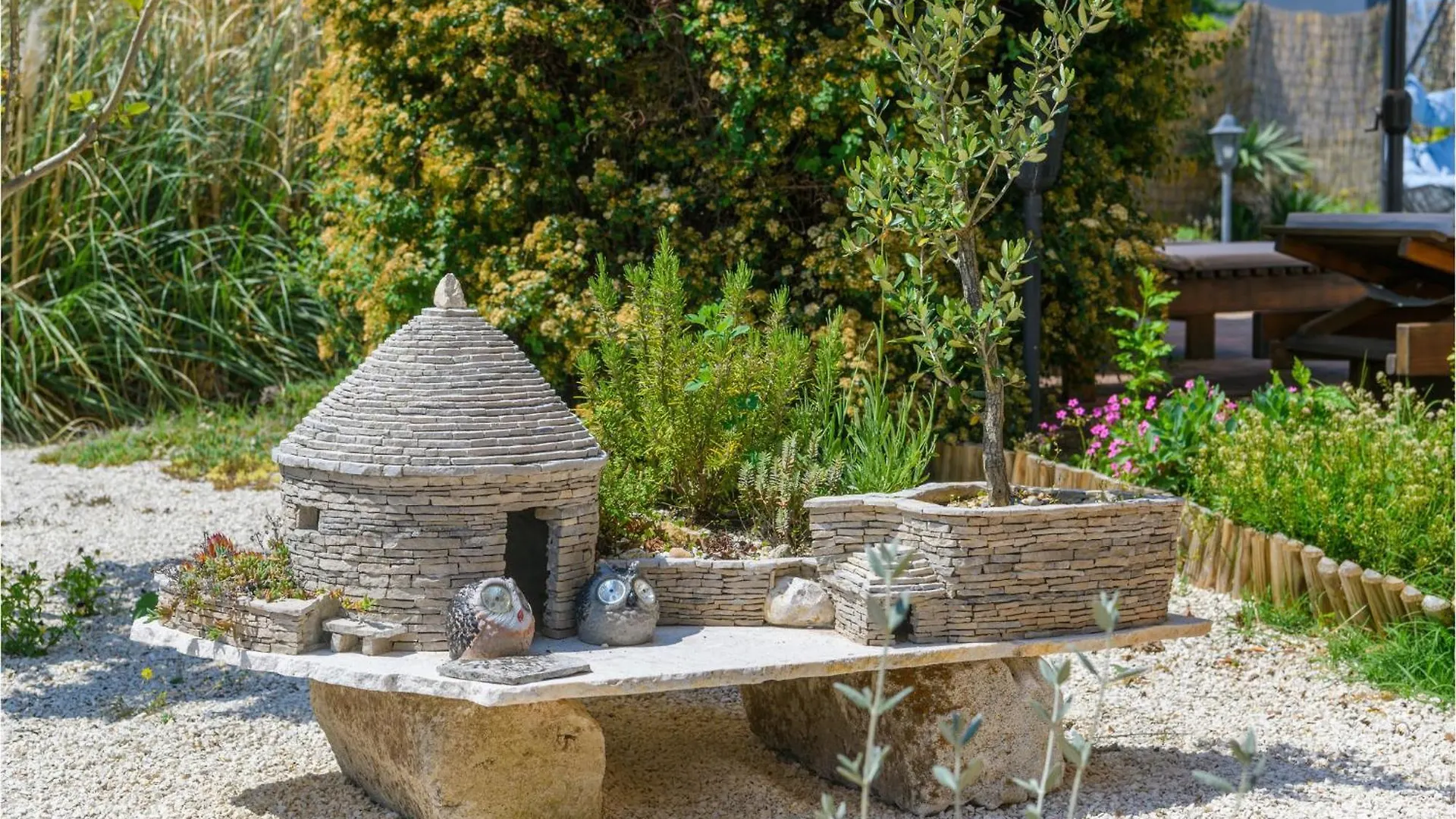 Lovely Home In Marcana With Jacuzzi Holiday home
