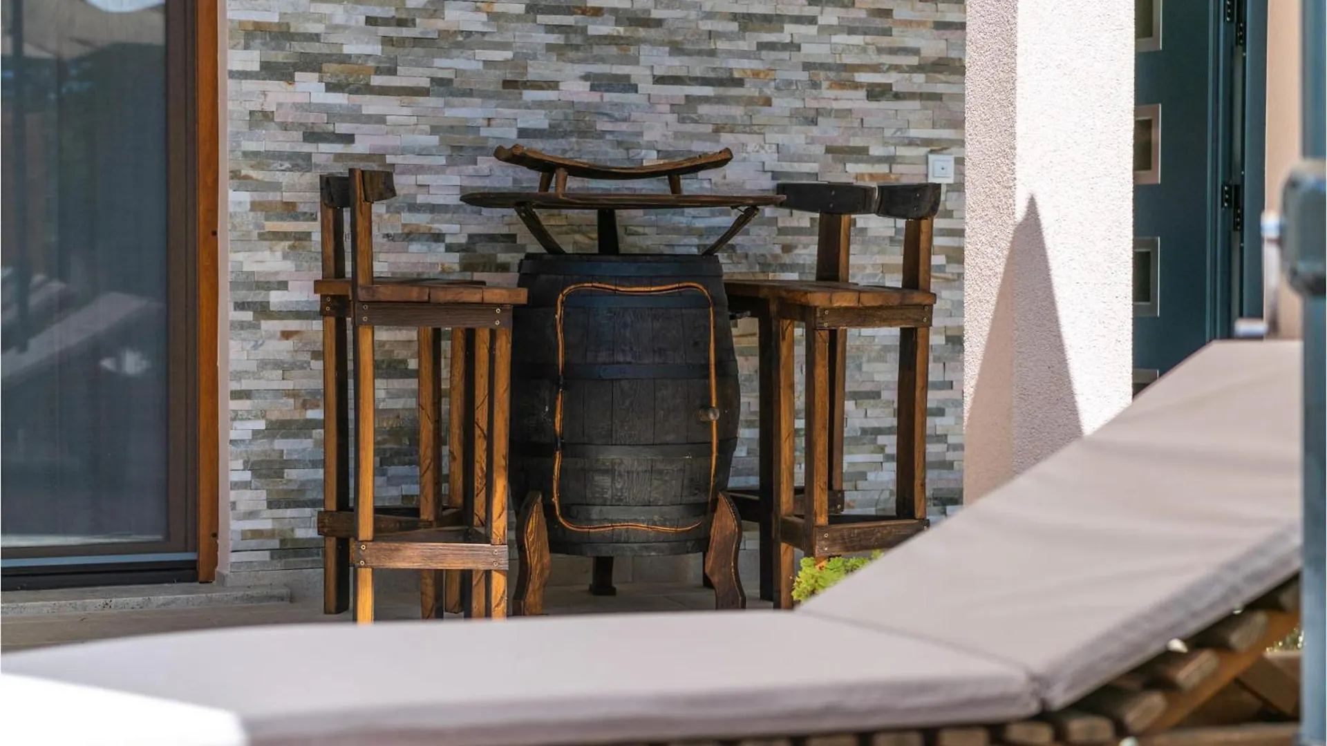 Holiday home Lovely Home In Marcana With Jacuzzi